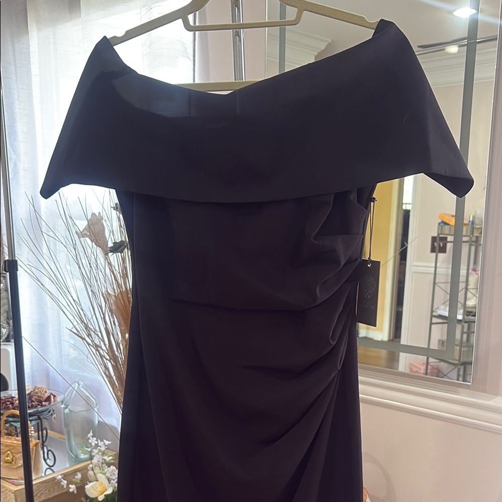 Vince Camuto Black Off-Shoulder Cocktail Gown
